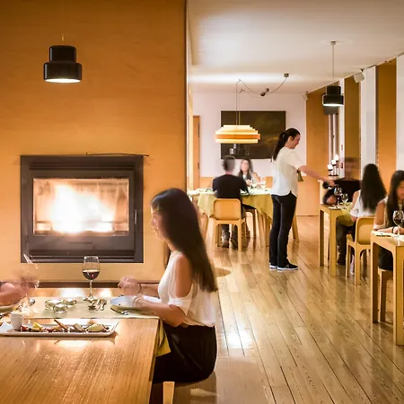 Casa Penhas Douradas - Burel Expedition 4* مانتيغاز