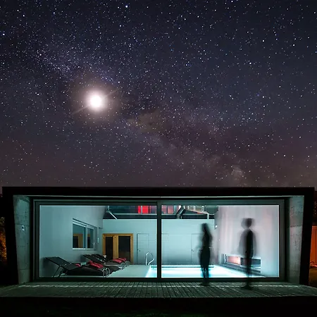 Casa Penhas Douradas - Burel Expedition مانتيغاز