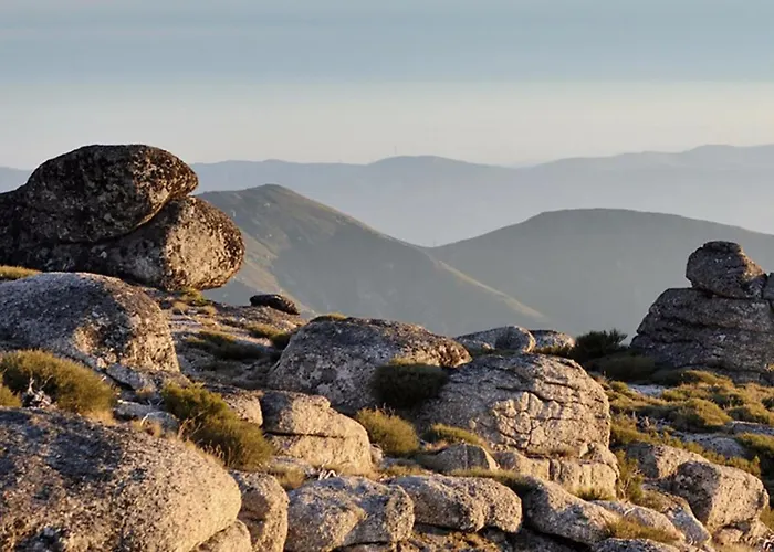 Casa Penhas Douradas - Burel Expedition 4* Мантейгас