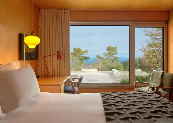 Casa Penhas Douradas - Burel Expedition 4* Мантейгас