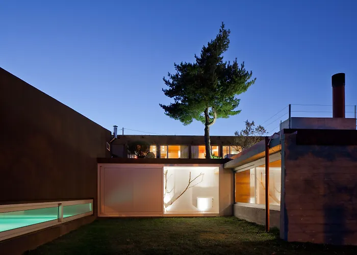 Casa Penhas Douradas - Burel Expedition 4* Мантейгас