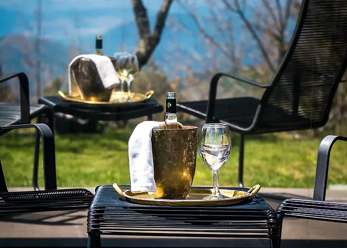 Отель Casa Penhas Douradas - Burel Expedition Мантейгас